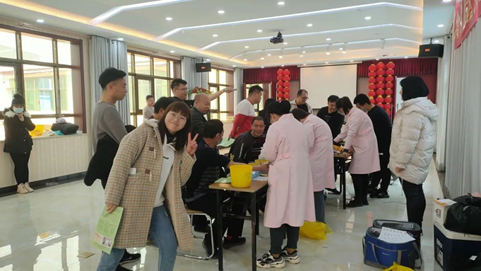 關(guān)愛(ài)女性健康，我們?cè)傩袆?dòng)